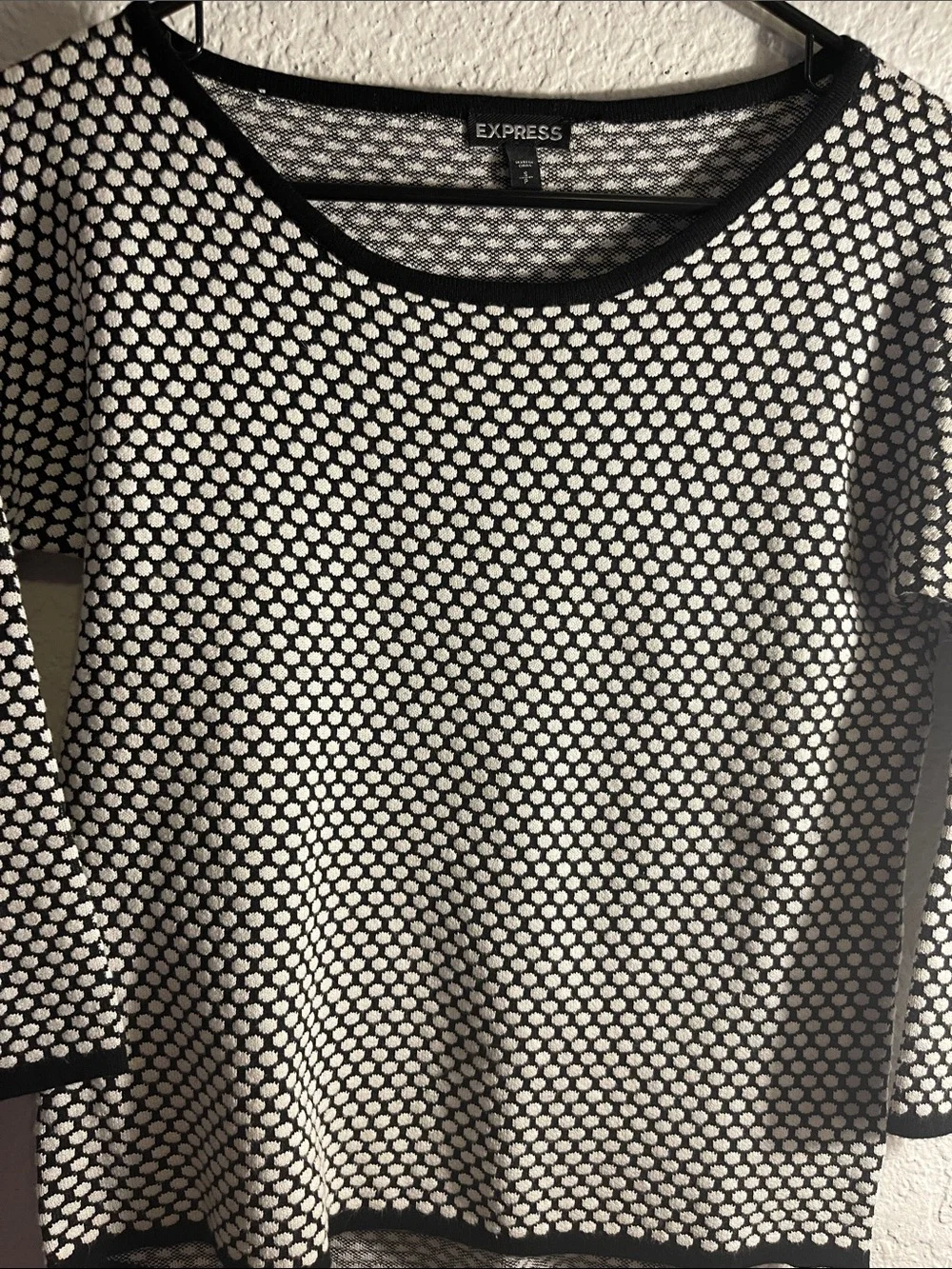 Express Black & White Open-Weave Crewneck Sweater - Picture 3 of 7
